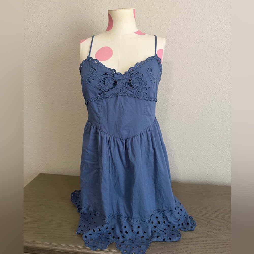 American eagle eyelet dress M